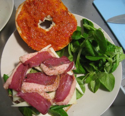 Les bagels du sud-ouest : canard, brebis et piment d'espelette