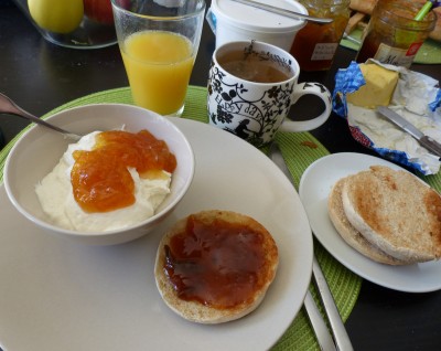 brunch-5-sucre-fromage-blanc-confitures